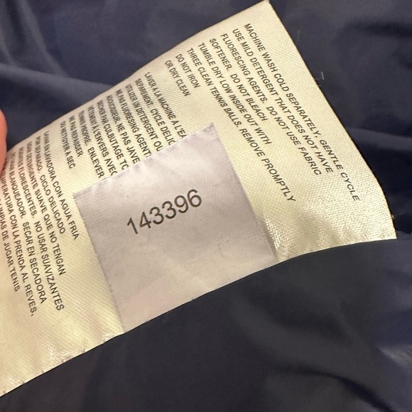 Michael Kors Quilted Chevron Wind Breaker, Navy Blue, Medium. - Picture 7 of 7